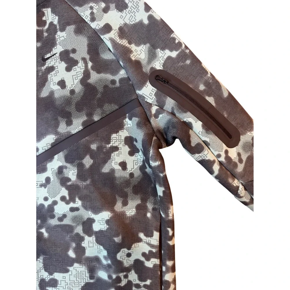 Nike Boys Tech Fleece Full Zip Hoodie Digital Camo Grey Mint HQ8891-017 XL